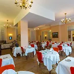 Du Parc 3*