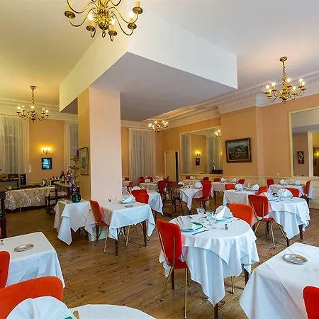 Du Parc 3*